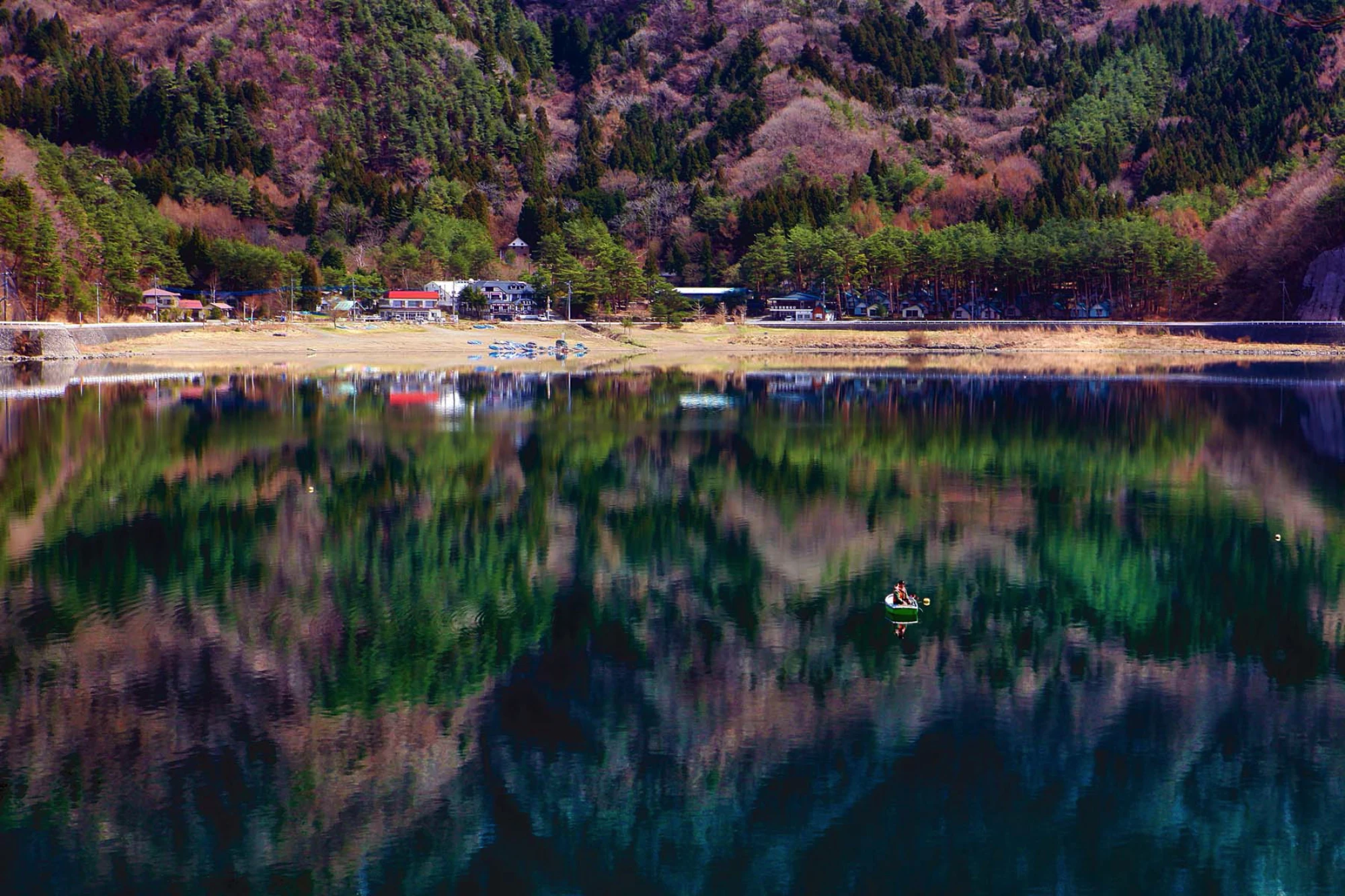 Lake
